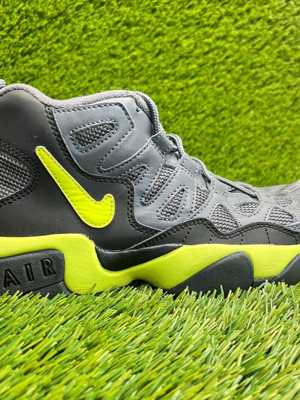 Nike Air Slant Mid Boys Size 6Y Gray Green Black Basketball Shoes Sneakers